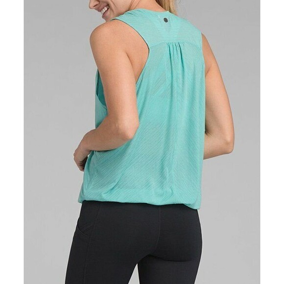 New Womens NWT XS Aqua Blue Lagoon PrAna Top Trysten Casual V Neck Tank Wicking - Picture 1 of 8
